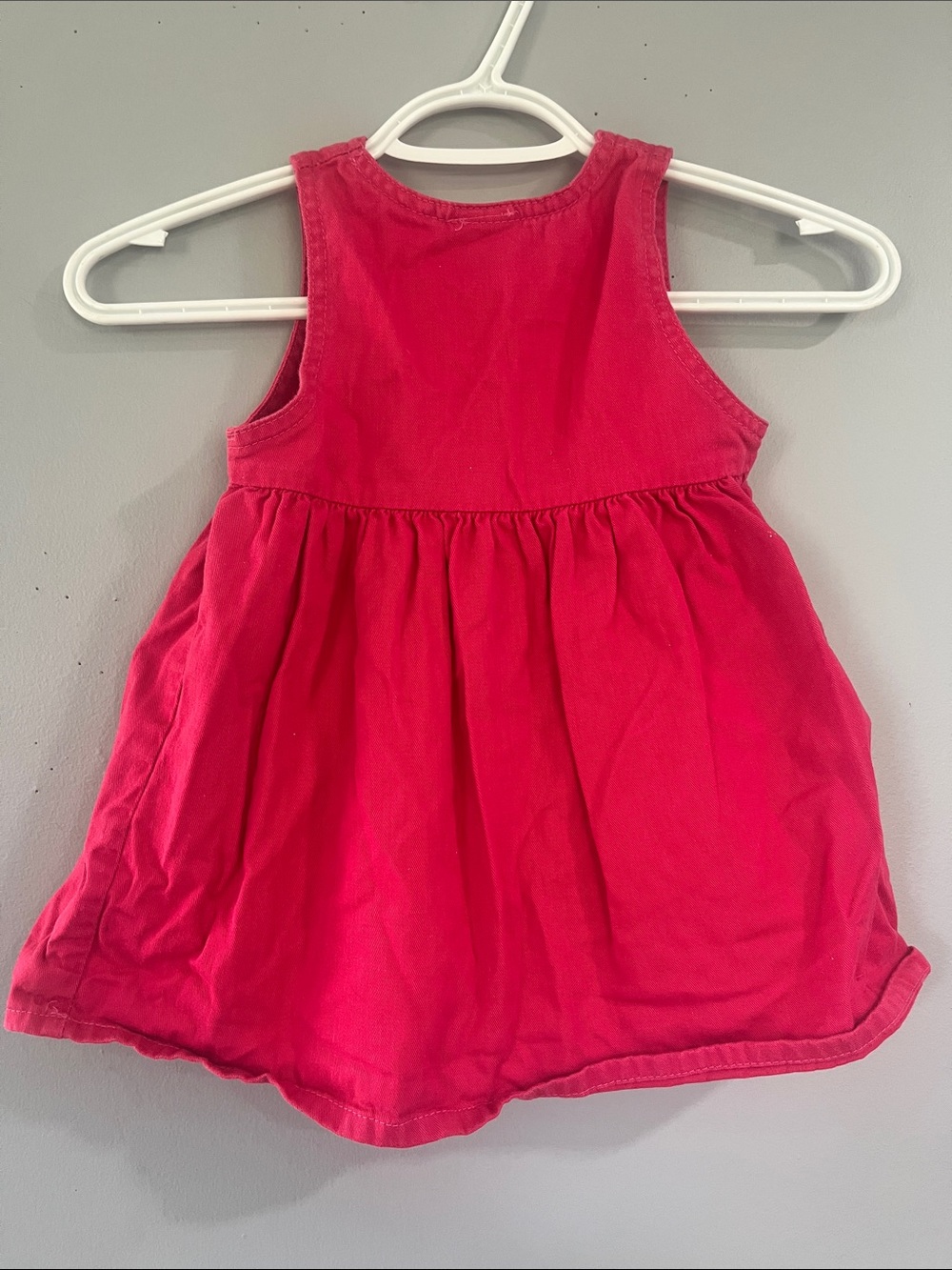 OshKosh B'gosh PinkSleeveless Dress with Embroidered Floral Accent 2T - Picture 7 of 8
